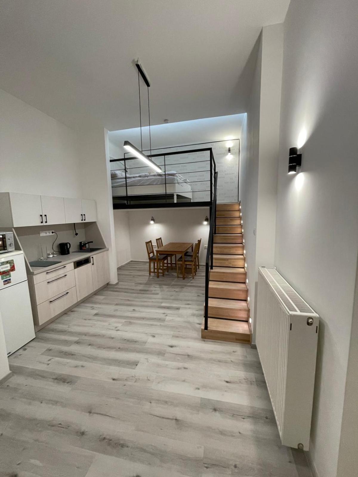 Szekely Apartment Near Deak Ferenc Square With Free Parking In Garage Будапешт Экстерьер фото